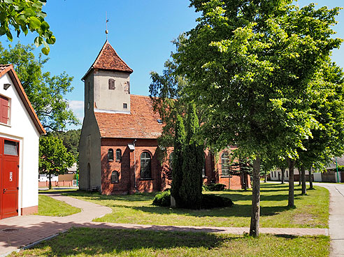 Kirche Göttlin