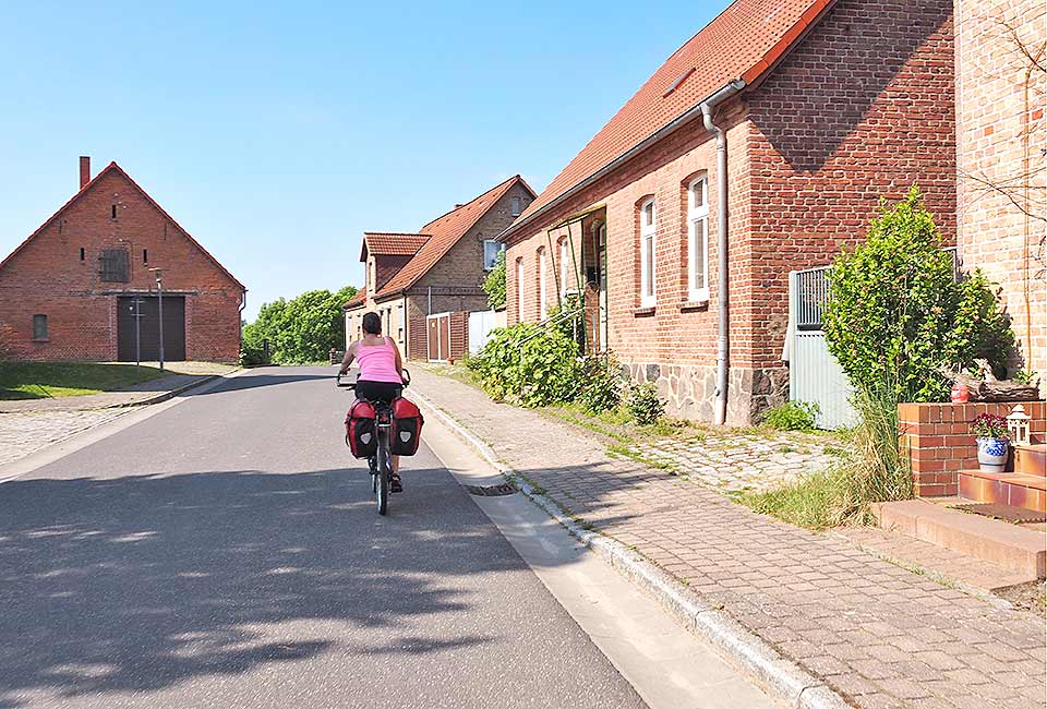 Ortsdurchfahrt in Groß Quassow