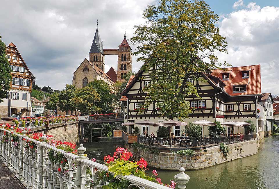 Blick auf die Wurmlinger Kapelle