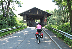 Holzbrücke über die Rott