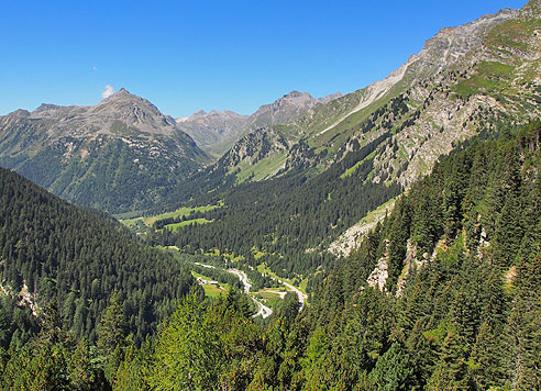 Blick ins Tal der Mera