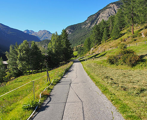 Schöne Landschaft nach Zernez