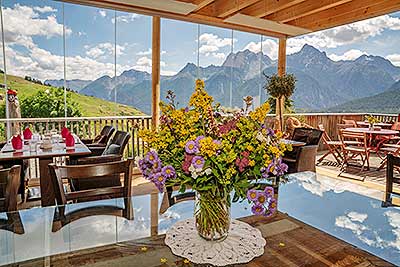 Innradweg: hotel BELLAVISTA Ftan