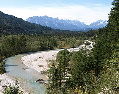 Blick zurück ins Gebirge