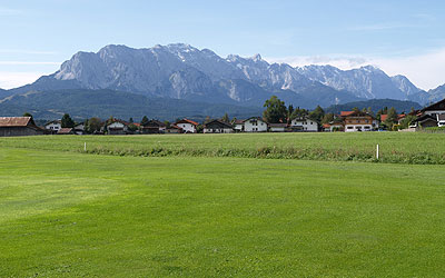 Blick auf das Wettersteingebirge