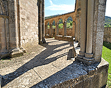 Arkadengang um Santa Maria de Eunate
