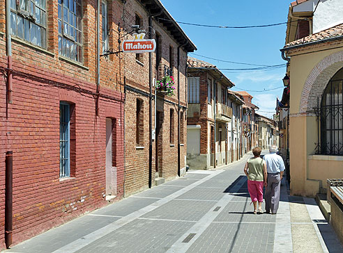 Ortsmitte mit historischem Straßenzug