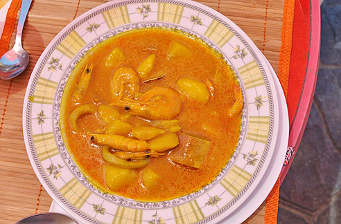 Fischsuppe - lauwarm und scharf - etwas für heiße Tage