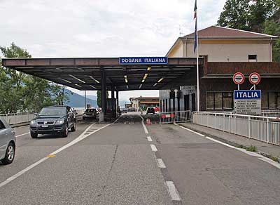 Grenzstation in Dogana