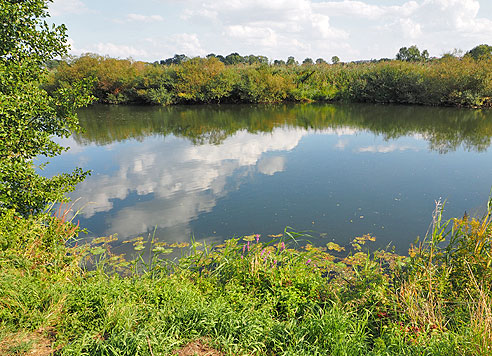 Die Lahn so ruhig wie ein See