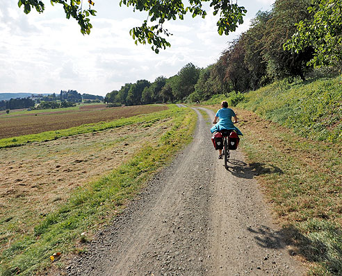 

Radweg am Hang