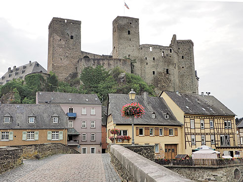 

Majestätische Burg Runkel