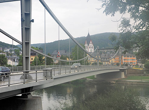 

Blick über die Lahnbrücke