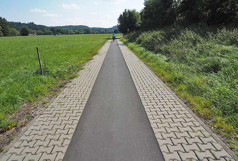 Moderner Radweg Moderner Radweg