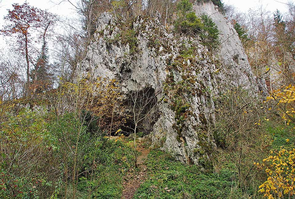 Bärenhöhle im Hasenbachtal