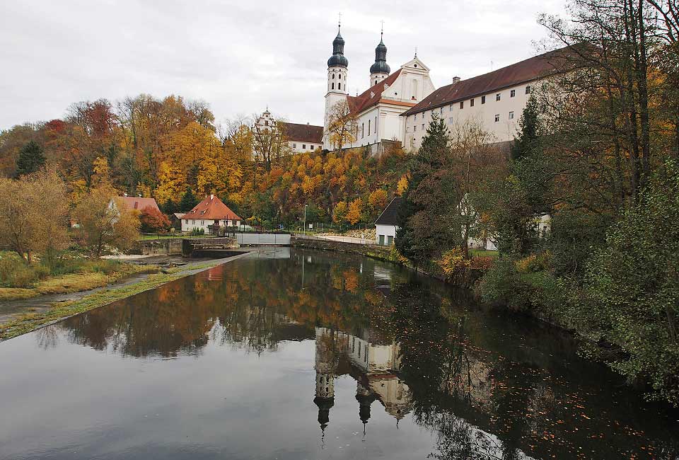 Blick aufs Kloster