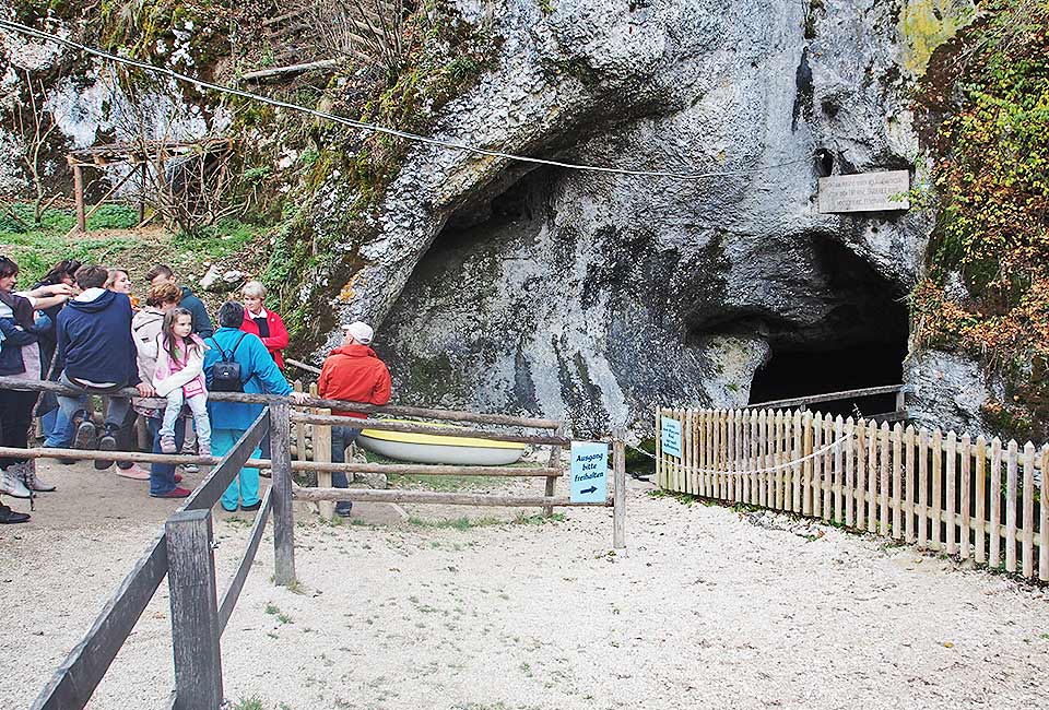 Wimsener Höhle - Ursprung der Zwiefalter Aach