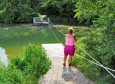 Handseilzugfähre über den alten Kanal