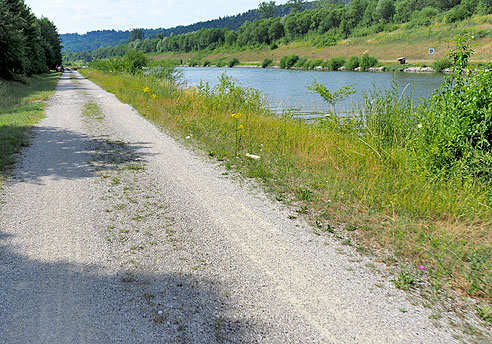 Radweg am Kanal