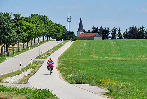 Auf kleinen Straßen durch die Landschaft