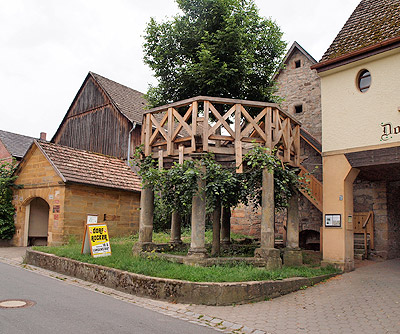 Tanzlinde in Langenstadt