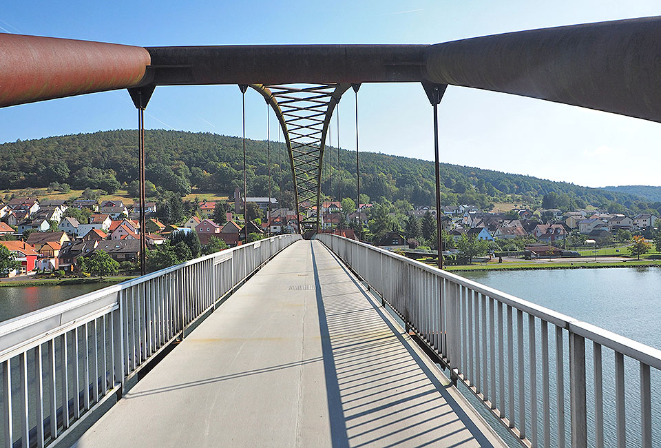 Brücke nach Neustadt/Main