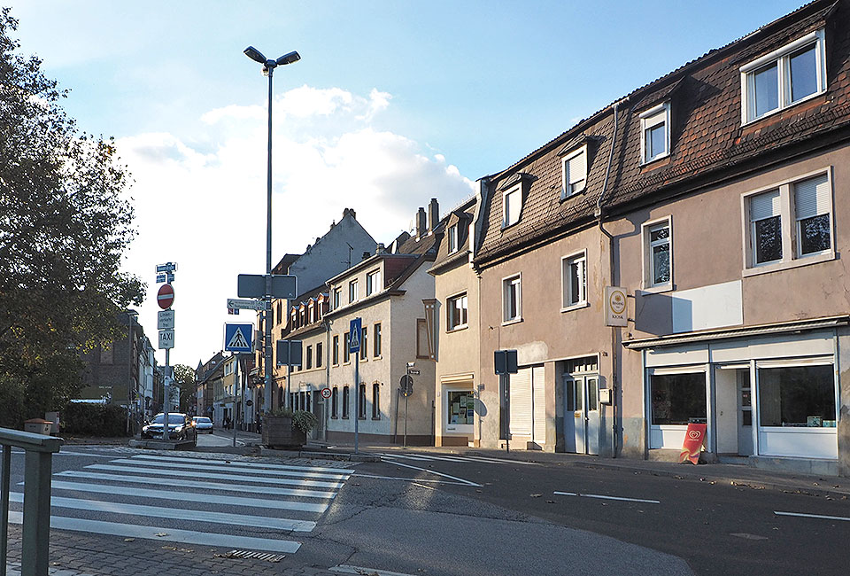 Bandiera Di Wiesbaden- Mainz-Kostheim 90x150 Cm - Poliestere Resistente UV Con Doppio Orlo E Occhielli Metallici