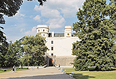 Schloss Orlik zu Land
