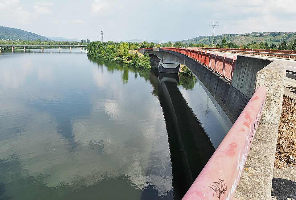 Brücke über die Saar