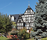 Dreigiebelhaus