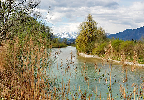 Bergblick an der Loissach