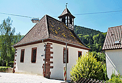 Kleine Kirche am Weg
