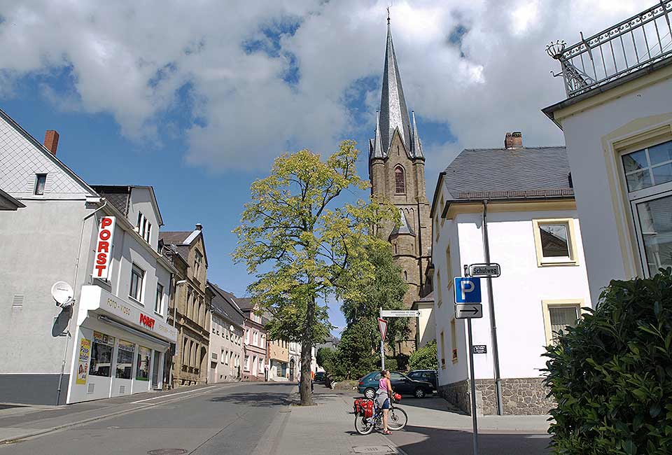 Die evangelische Kirche Die evangelische Kirche