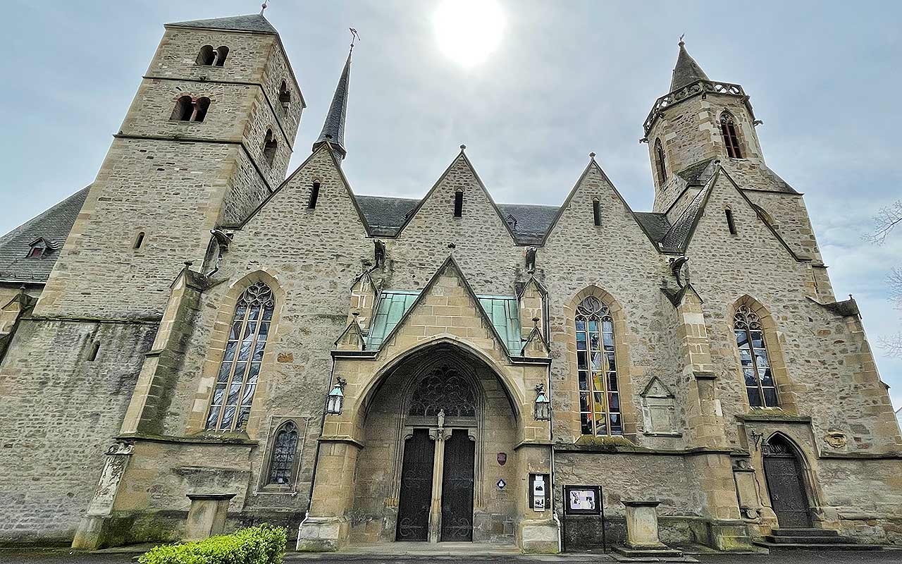 Karolingische Kirche Karolingische Kirche