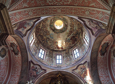 Kirche zum Hl. Kreuz