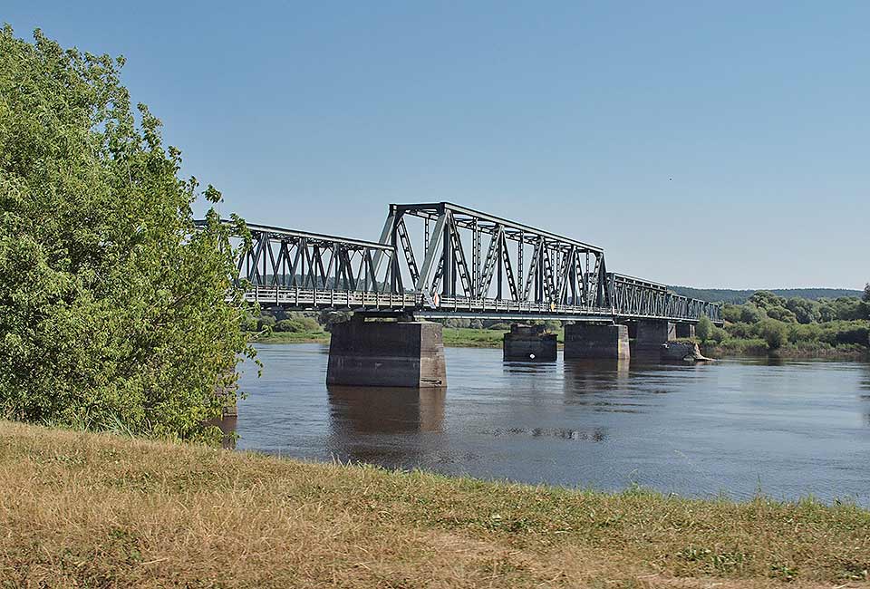 Eisenbahnbrücke