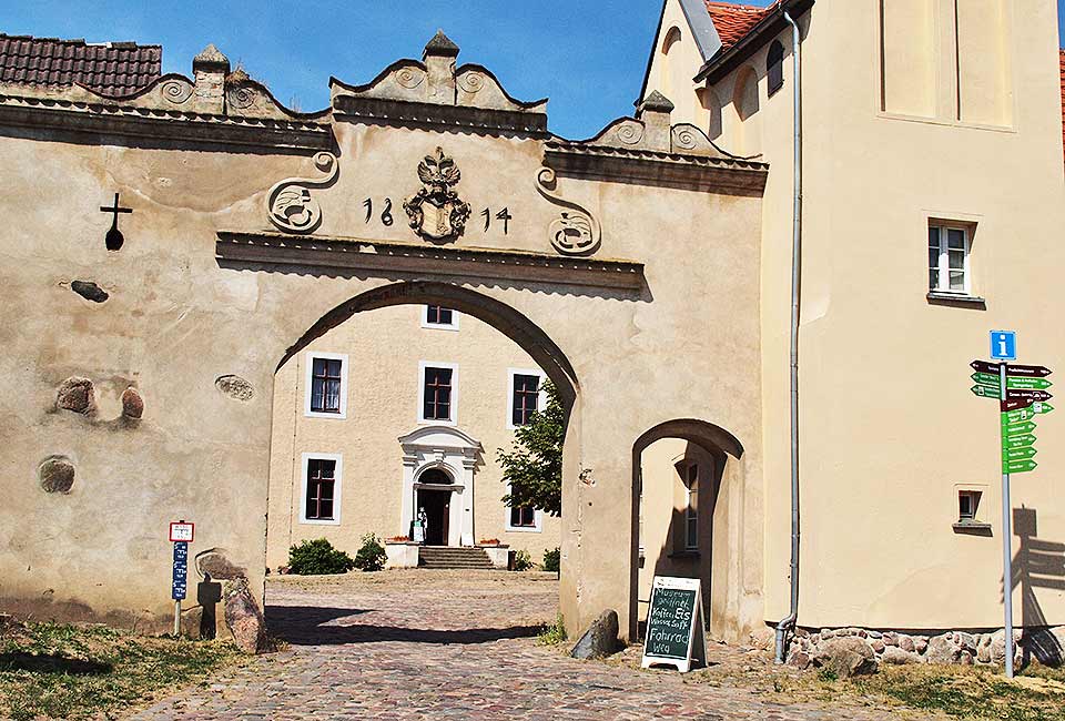 Pforte zum Schloss