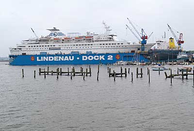 Ostseeküstenradweg: Große Schiffe sind hier zuhause