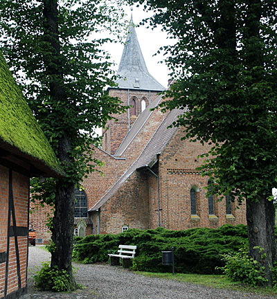 Ostseeküstenradweg: Antoniuskirche in Neukirchen