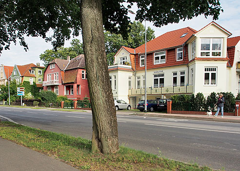 Straßenzug in Warnemünde