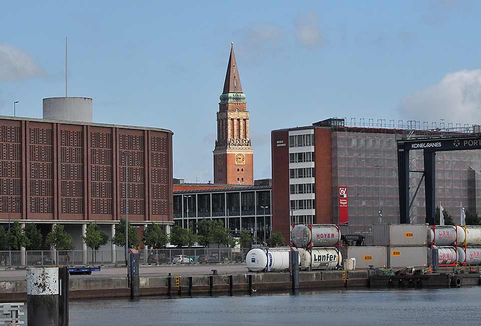 Blick auf St. Nikolai in Kiel