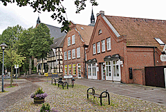 Einkaufsstraße in Burg