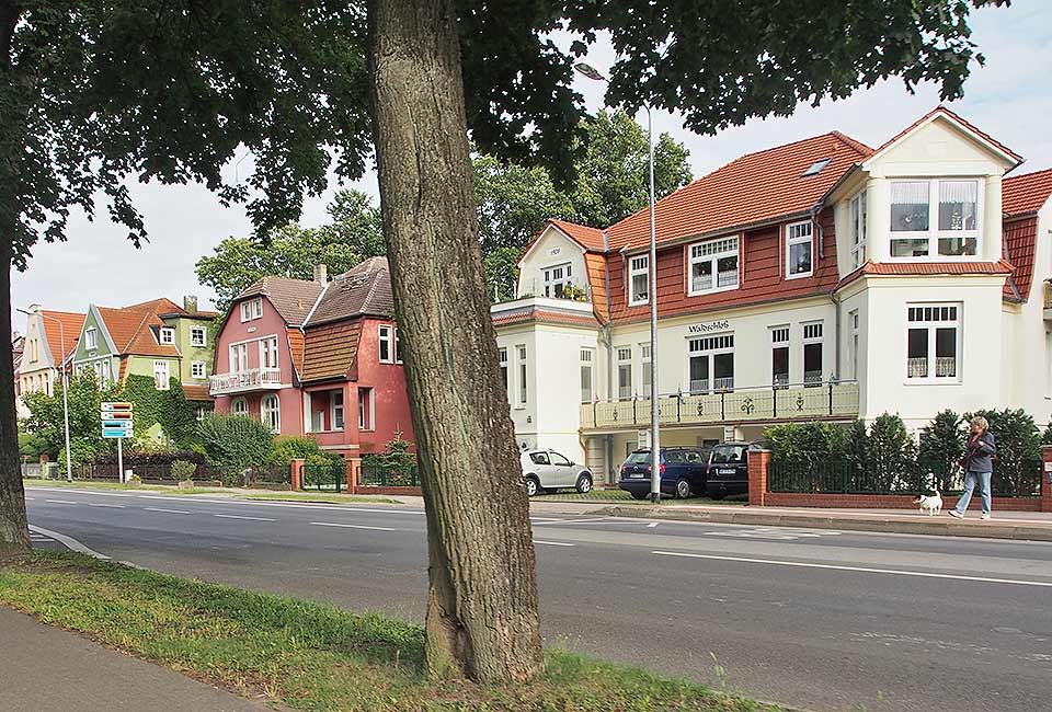 Straßenzug in Warnemünde