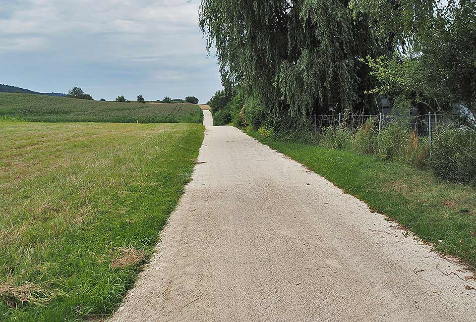 Radweg in Richtung Essingen