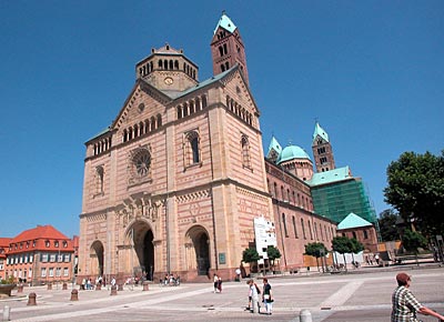 Rheintalradweg: Kaiserdom in Speyer