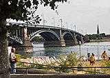 Rheintalradweg: Brücke über den Rhein