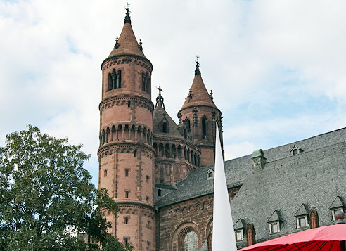 Rheintalradweg:  Wormser Dom von Innen