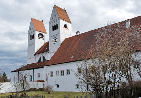 Steingaden: Blick auf das Welfenmünster