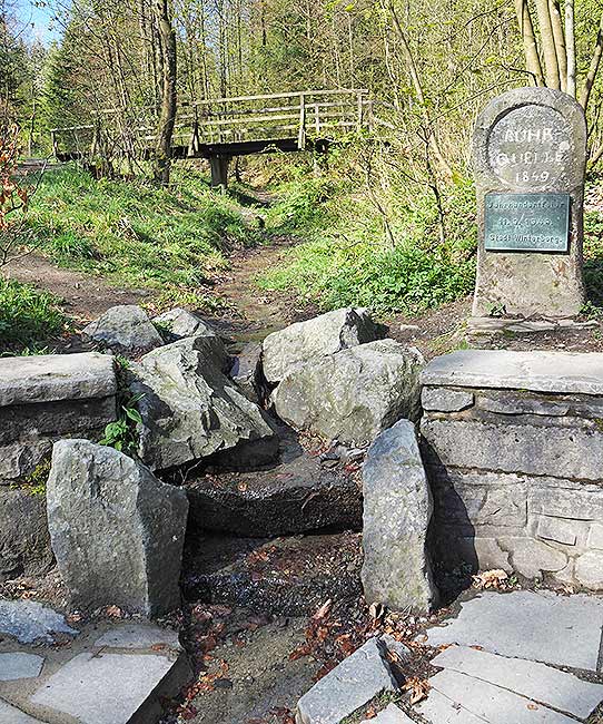 Quelltopf der Ruhrquelle Quelltopf der Ruhrquelle