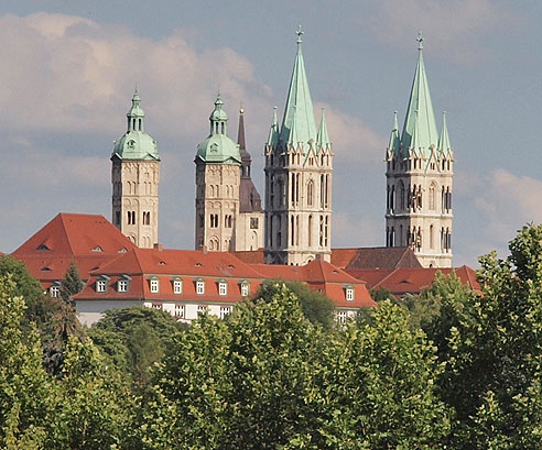 Pflasterstraße nach Naumburg